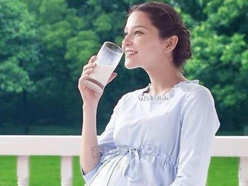 几种不适合喝牛奶的孕妇的体质