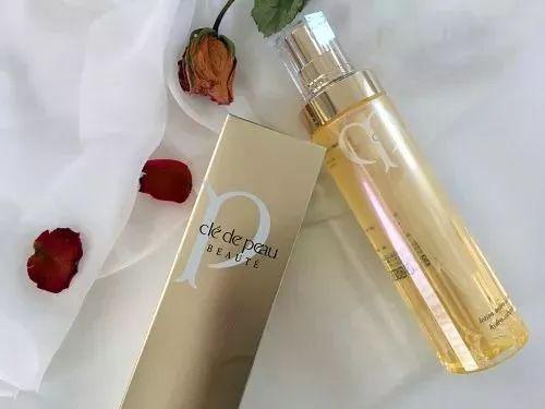 1瓶日本贵妇CPB = 10套平价水乳,为什么还有