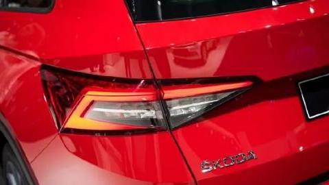 性能SUV不再买不起，斯柯达配双涡轮柴油机，迟到的RS终于来了