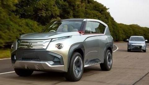 这车入华后, 普拉多或地位难保, 比揽胜硬派仅23万, 要卖疯