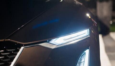 凯迪拉克牛了，全新超跑比R8更酷，打开车门的瞬间