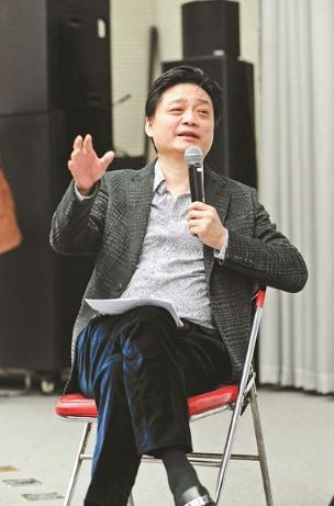 崔永元再爆料7.5亿阴阳合同,这些明星夫妇躺