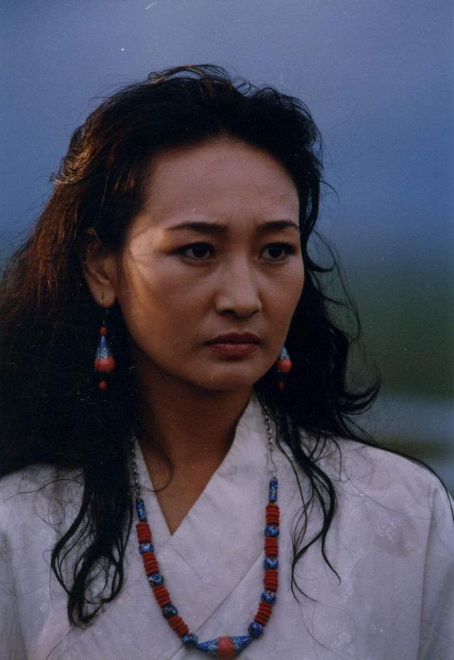 她被称为蒙古族"第一美女",离婚后道出"家庭主妇"的