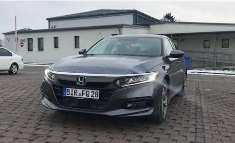 十代雅阁终于要国产了，颜值配置提升，网友：真不给国产机会了