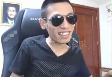 大马猴变心了?旭旭宝宝和呆妹儿鬼混,嫂子微博