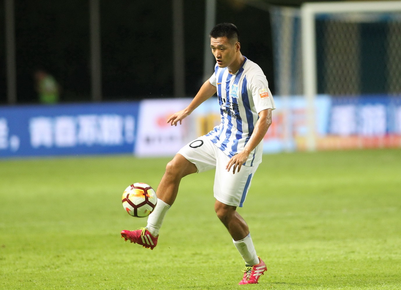 新国足平均年龄成历史最大 93一代已彻底凋零