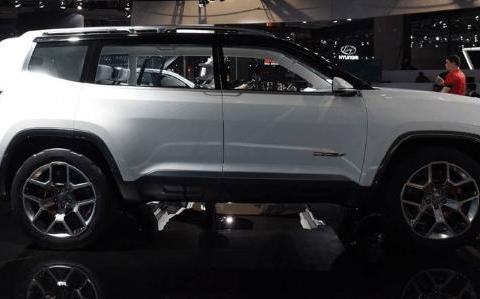 JEEP大7座SUV来啦，售价25万，性价比不输汉兰达！