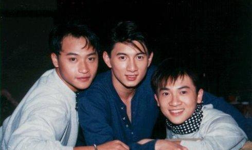 追捧的小虎队成员, 座驾风格各异, 车人颜值不老!