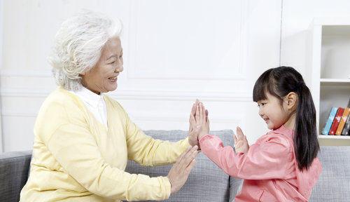 如果遇到老人有这些宠溺孩子行为, 要制止