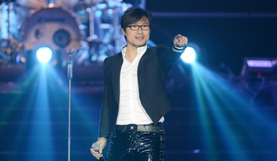章子怡三大前男友照片大曝光！网友呼：脸红不？汪峰尴尬到极点！