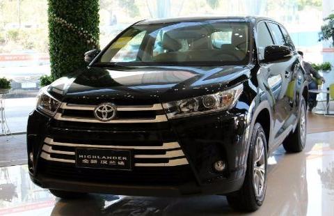 丰田汉兰达7座SUV 搭载2.0T发动机 售价23.98万元