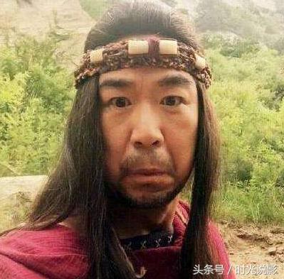 张国立深夜喝多了,发微博和粉丝互动,回复了一