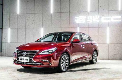 年轻人最爱的4款轿车：昂克赛拉上榜，亲民价格，配置土豪