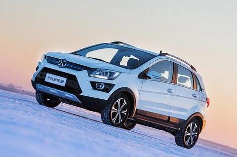 北汽新能源EX360上市，配电驱动系和防滑控制系统，续航超318km