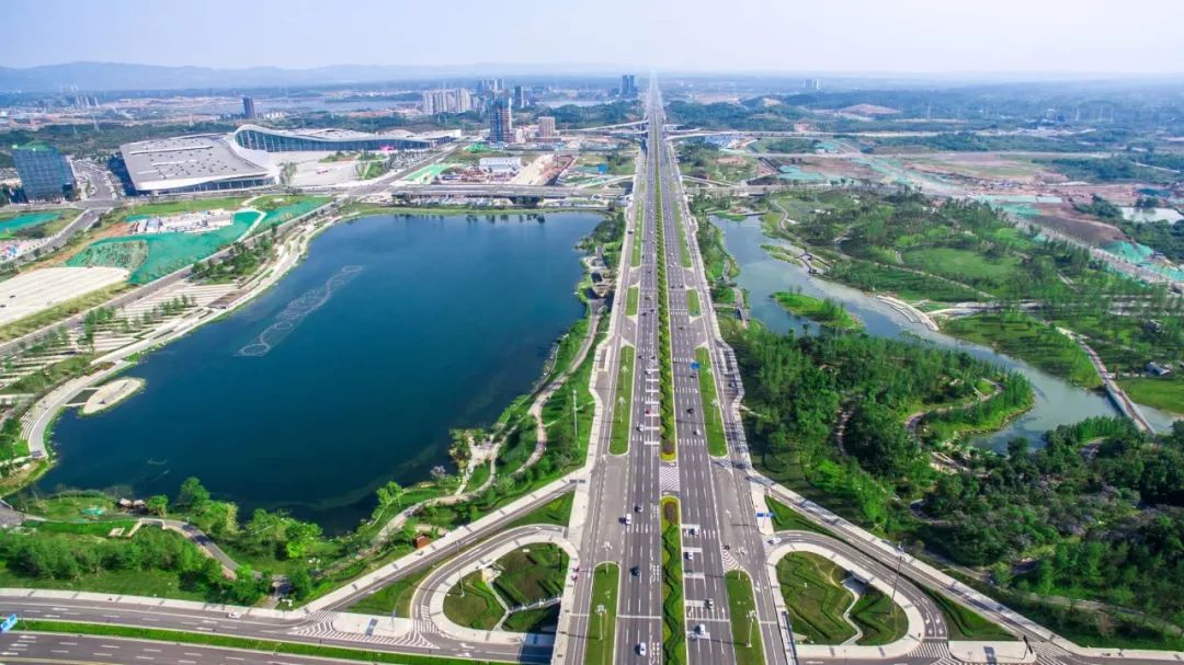 成都网红跑步打卡地!最甩肉的12.5公里,只有天府中央公园给你!