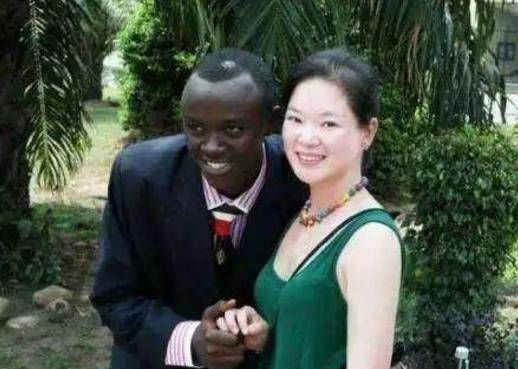 与非洲人结婚的中国人,他们的后代是什么样子