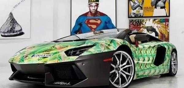 詹姆斯这么多豪车天天放车库, 我最想开那辆埃文塔多