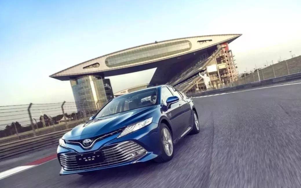 反差萌！它是“两面派”，却也是很多人的菜