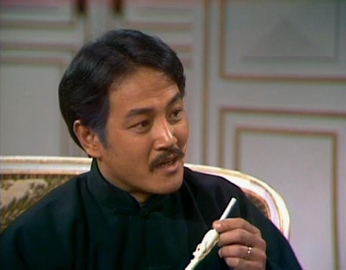 海滩》:周润发老了,汤镇业老了,唯独他仍帅气逼