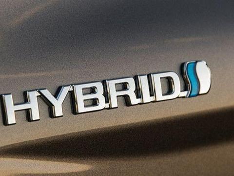 丰田将于本月底发布新款RAV4, 动力方面不可小觑, 预计售价17万