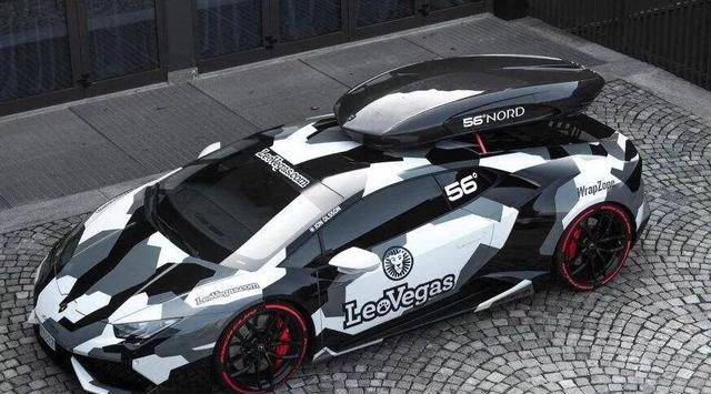 嫌几百万豪车的车顶碍事，要你的话锯还是不锯？