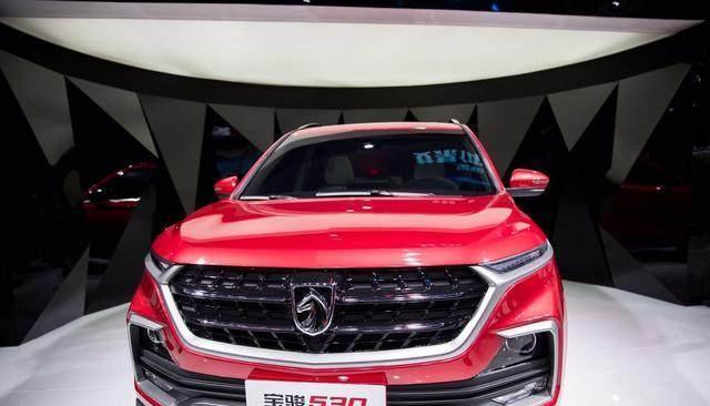 宝骏530火爆来袭！颜值不输VV7，1.5T，仅7万，真厚道