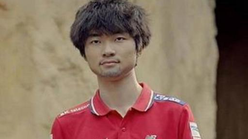 去年faker被西门小鱼人狂虐!今年S7还用卡萨丁