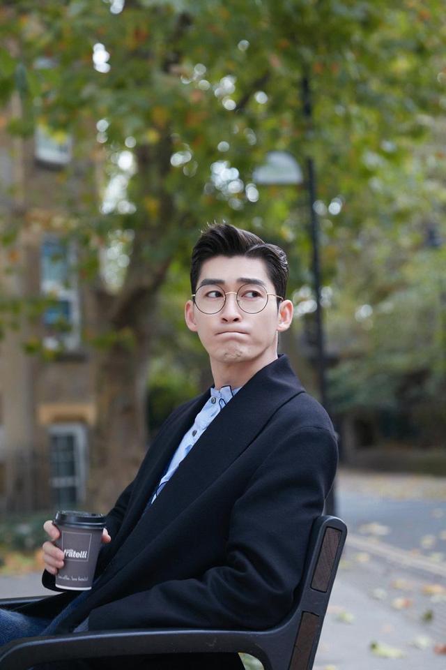 《温暖的弦》张翰的6套衣服,图五成熟稳重大叔