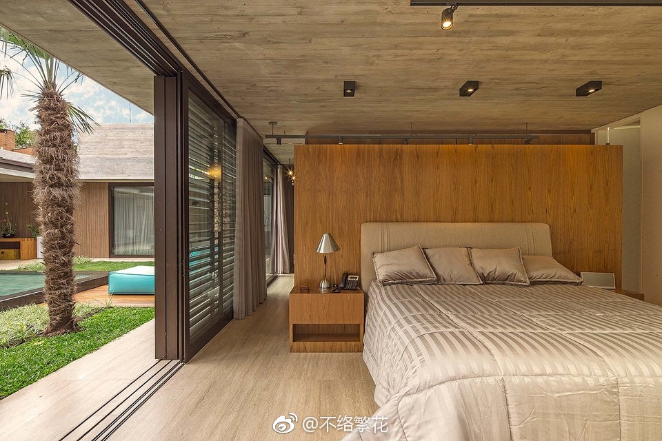 巴西特点的景观+现代主义的建筑