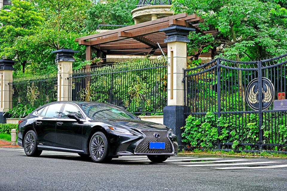 外表个性，内里奢华，讲求东方美学这就是我——全新雷克萨斯LS