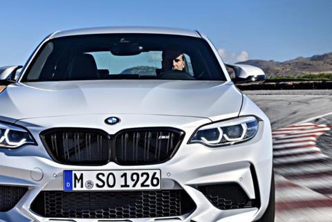 双涡轮增压3L发动机，标配6速手动，明显是18款宝马M2的替代品