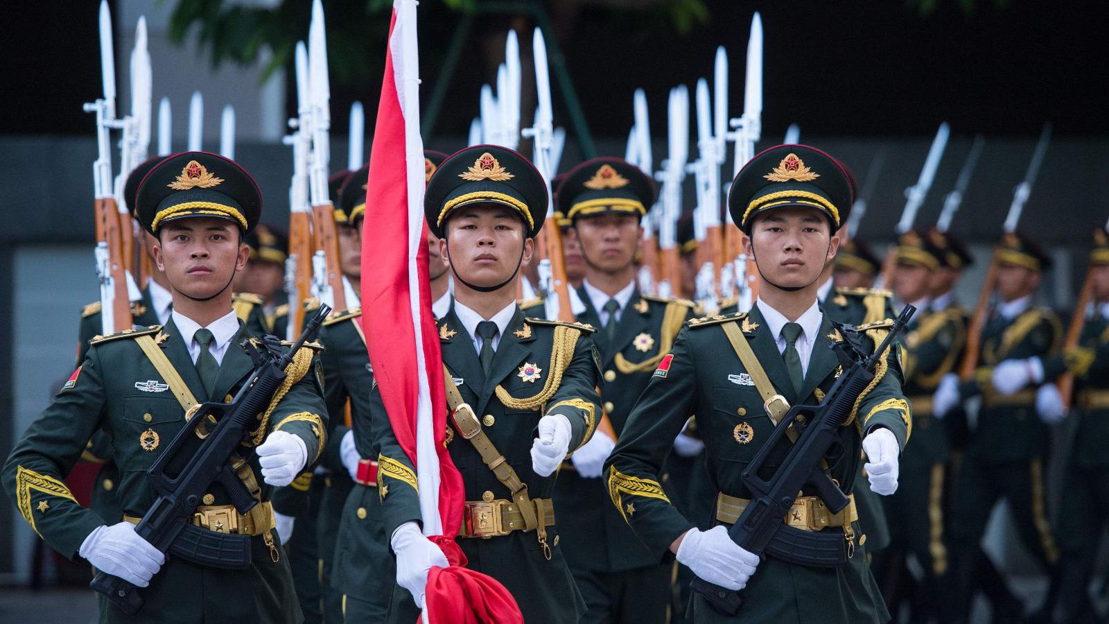 三军仪仗队图片