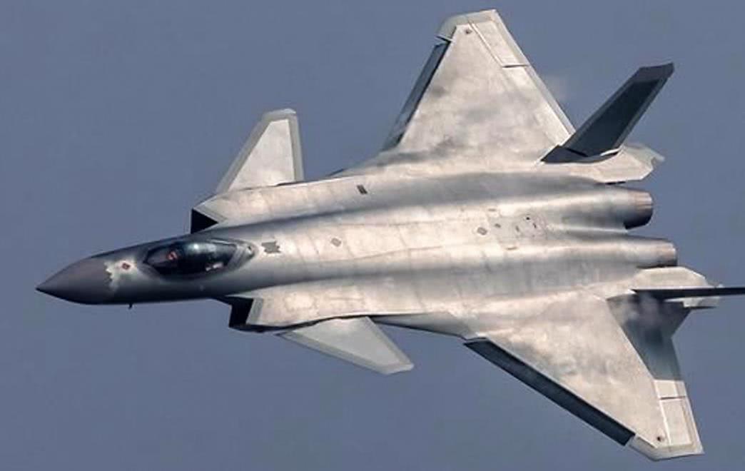 中国海陆空三军中,哪个兵种实力最厉害?一组数