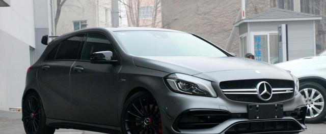 信仰与实力并存的地表最强钢炮——A45 AMG｜静嘚