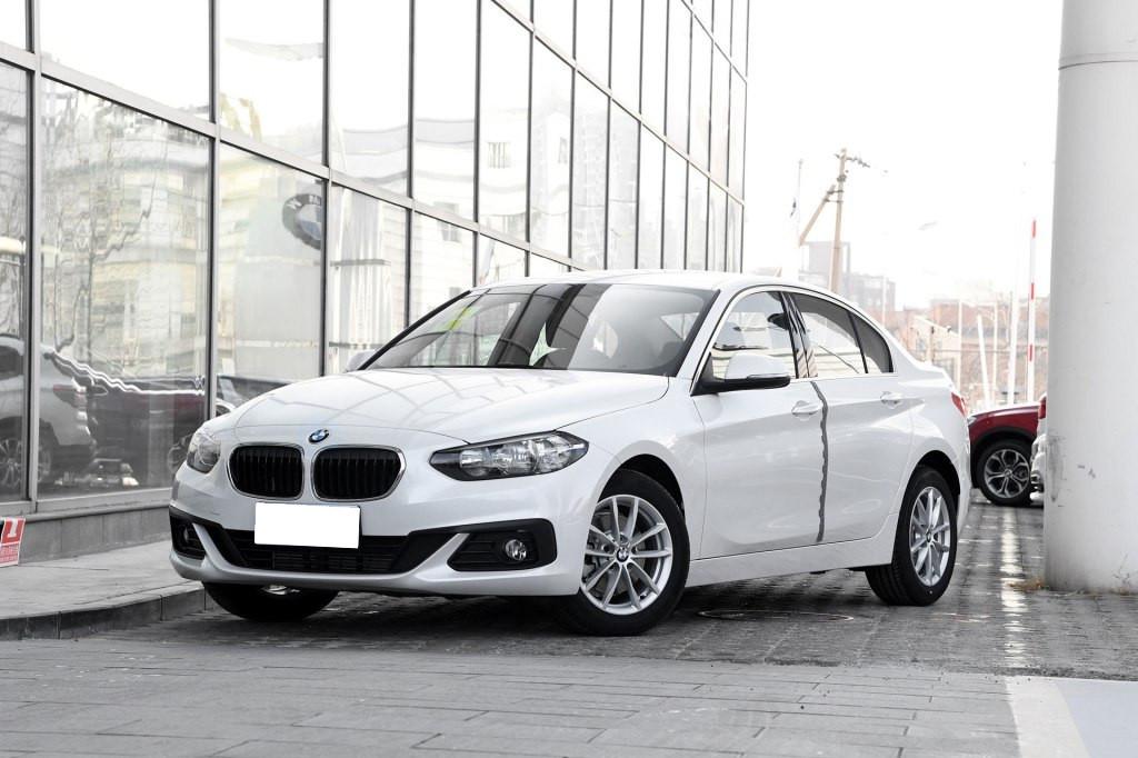 低配之争，宝马1系三厢战奥迪A3，谁才是触手可及的豪车？