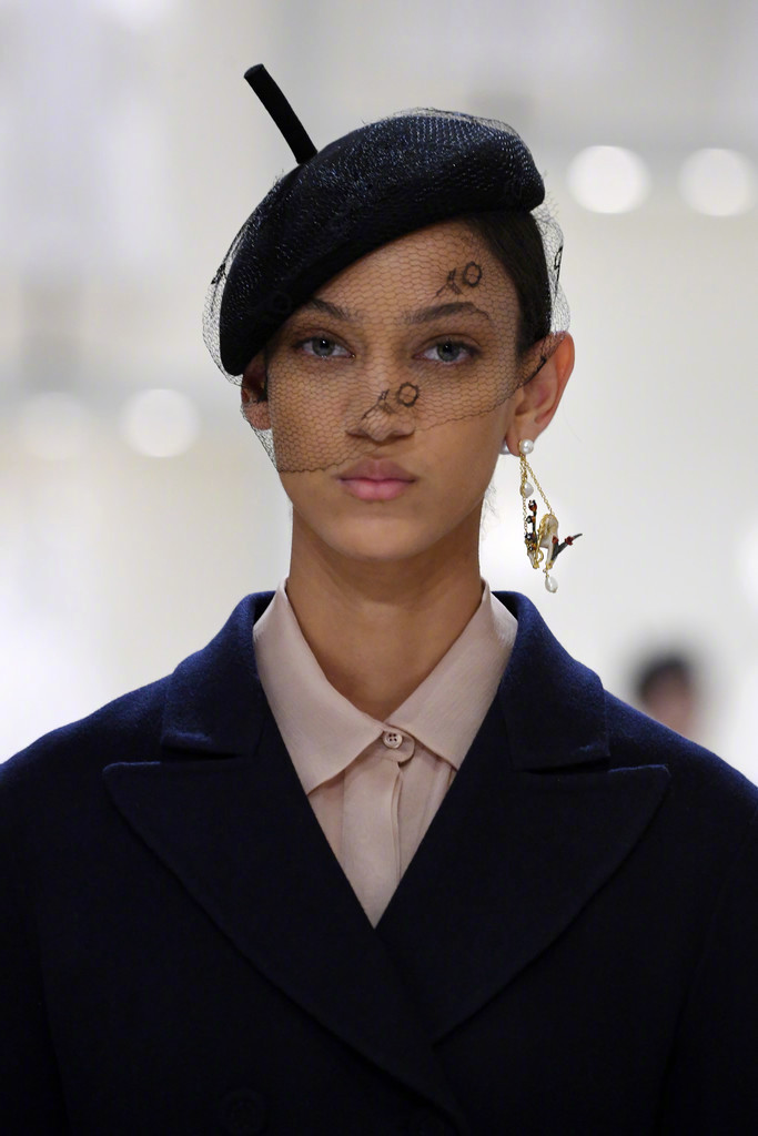 Christian Dior 2018秋冬高级定制发布秀--精致