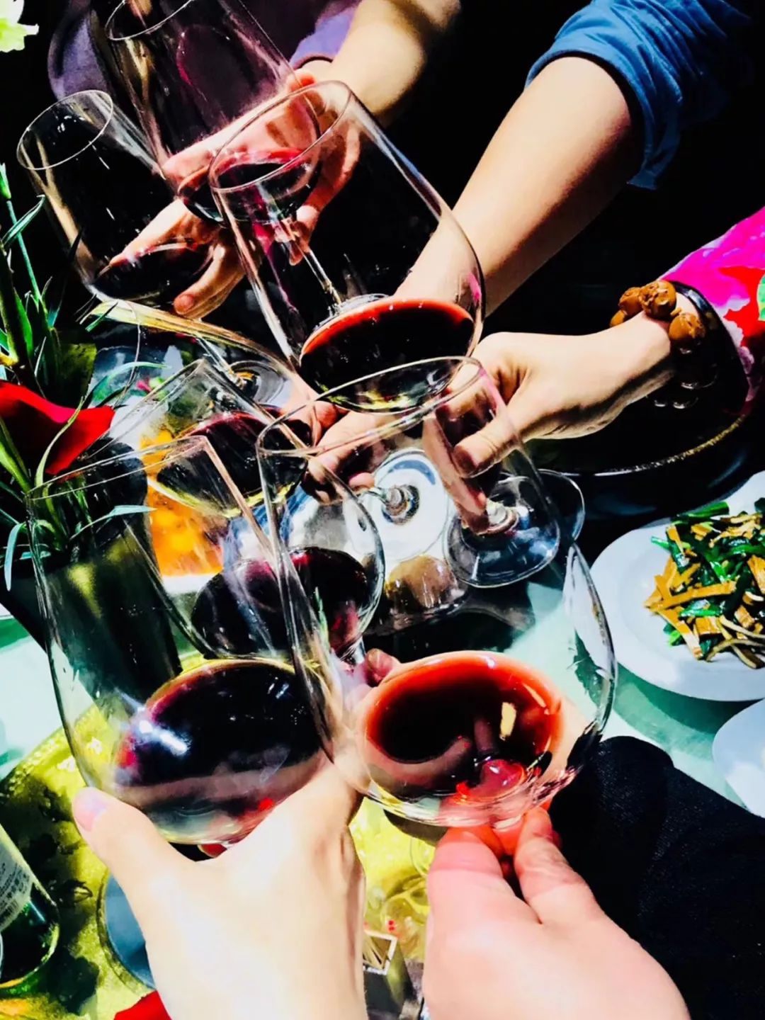 隐世繁华的驿站小院,忙碌都市人的欢聚之所