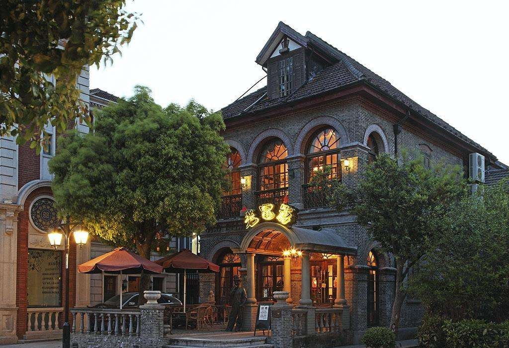 中国人均消费第一城:人均月收入不到5000,花钱