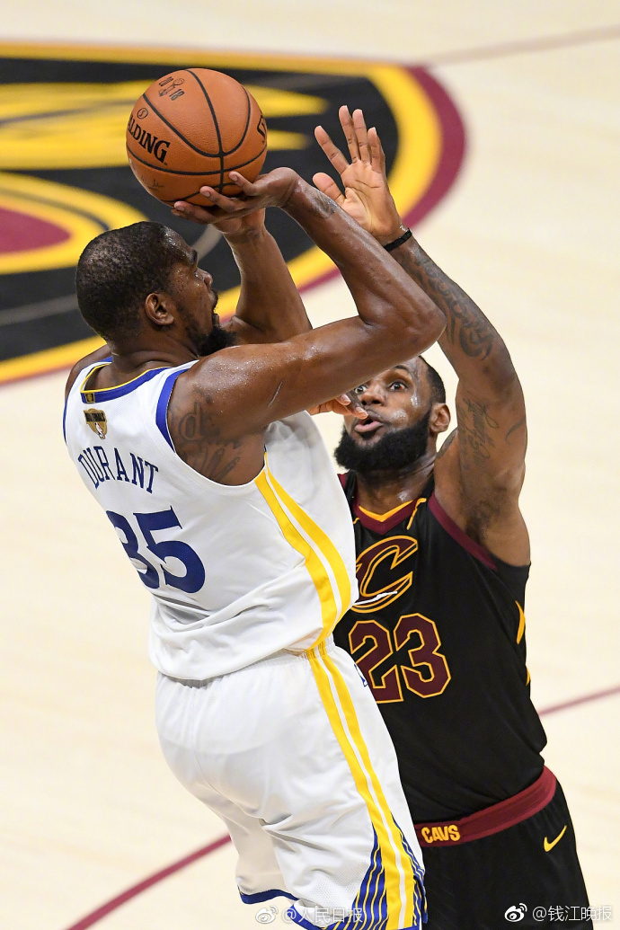 勇士108-85骑士 大比分4-0荣获2018年NBA总