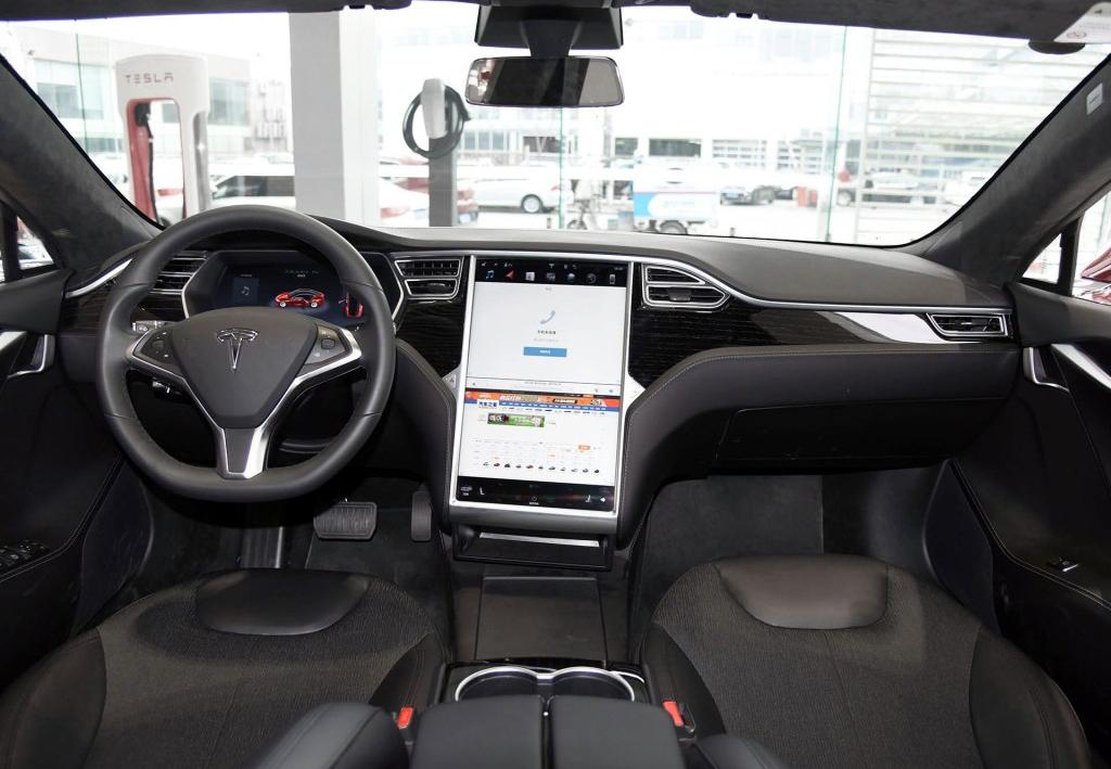 货真价实的智能汽车, 特斯拉向中国用户推送了最强OTA升级