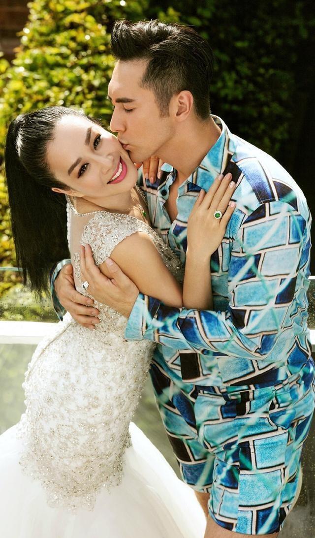钟丽缇 张伦硕甜美婚纱照 唯美可爱