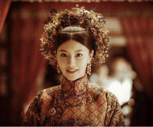 延禧攻略番外,璎珞女儿狠虐尔晴儿子福安康,不