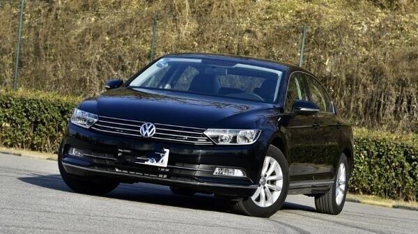 在华最良心的大众车，碾压凯美瑞近7年，如今换装2.0T，仅16万！