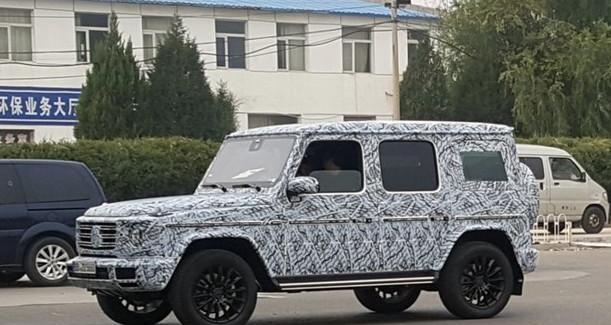 AMG系列 特征就在于中控屏与仪表盘合为一体 内饰豪华感爆棚