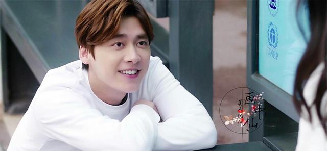 只是个小助理,靠翻唱日本歌一举走红,如今斩获