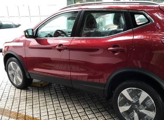 小姨要买车，刚订了骐达，看我开这车回家后，果断退订了！