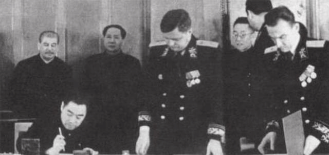 美国拒绝了毛主席的出访, 五年后毛主席来到苏联, 美国追悔莫及