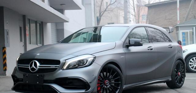 信仰与实力并存的地表最强钢炮——A45 AMG｜静嘚