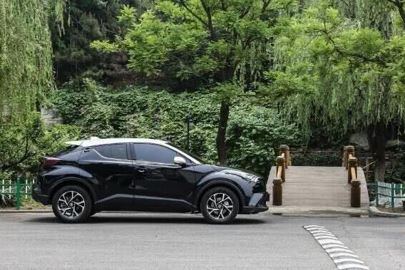 丰田终于要扳倒途观，新车豪华不输宝马X1，或12万即将开卖