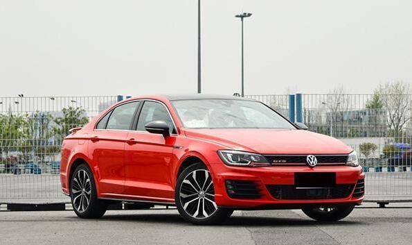 2018款大众凌渡上市, 与“同父异母”的速腾兄弟相争, 孰输孰赢?